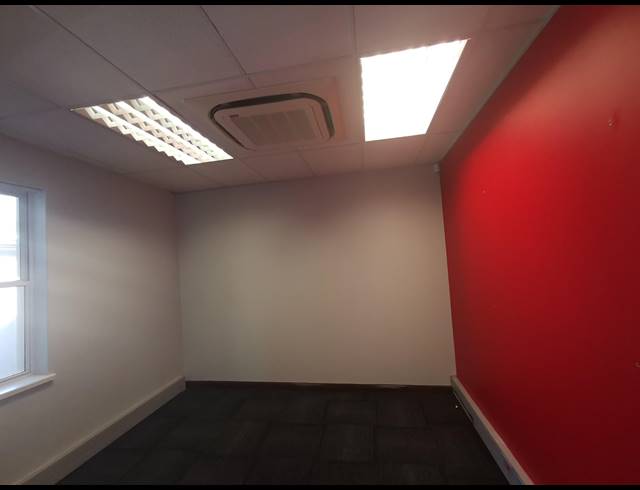 363M² OFFICE FOR SALE IN TYGER VALLEY